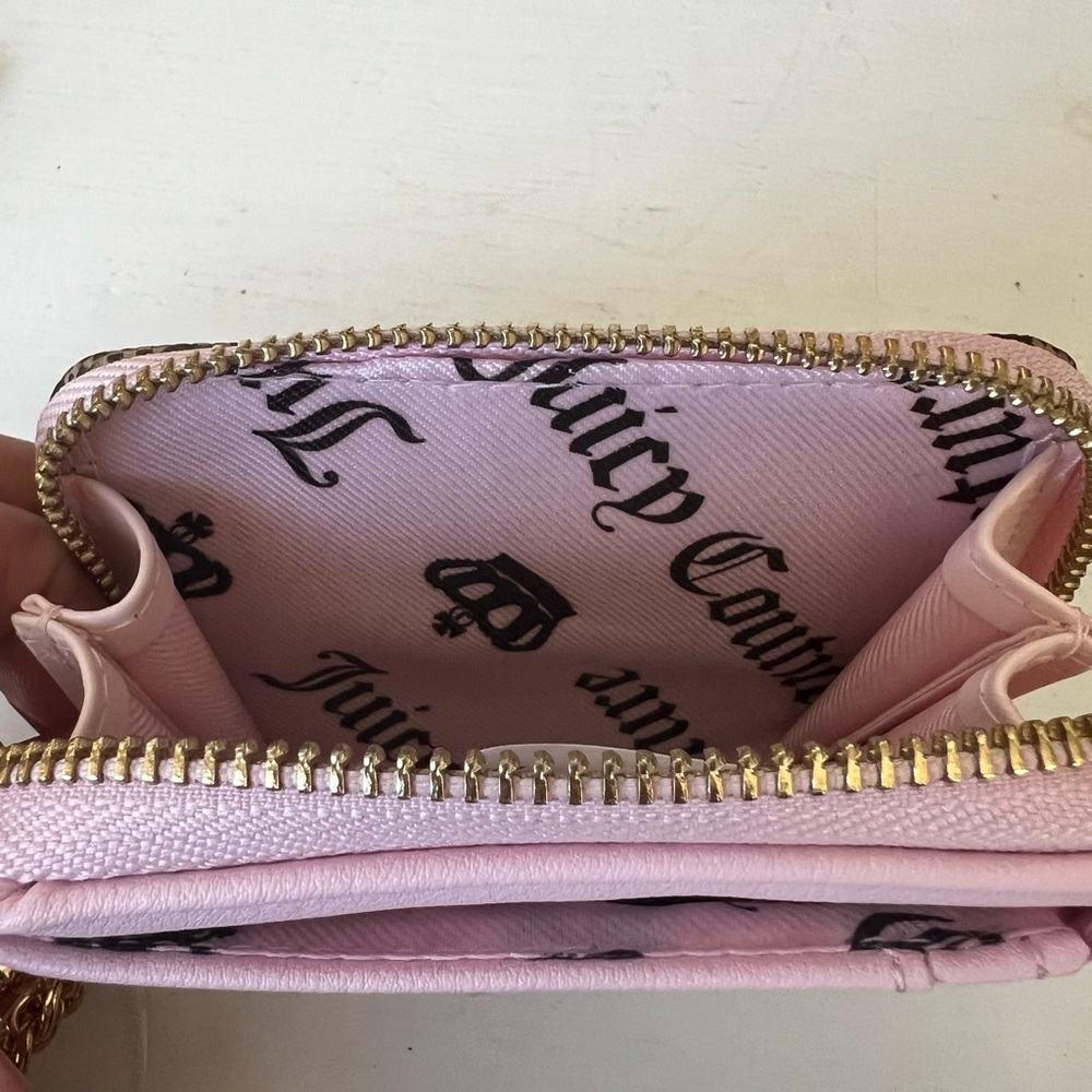 Luxe Juicy Couture Square Zip-Around Wallet Pink Taupe Brown Ribbon Heart Charm - Picture 2 of 10
